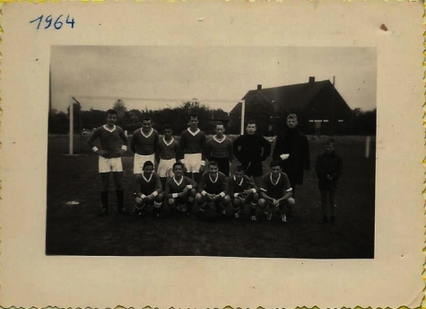 Voetbalploeg Dosko Beveren, 1964