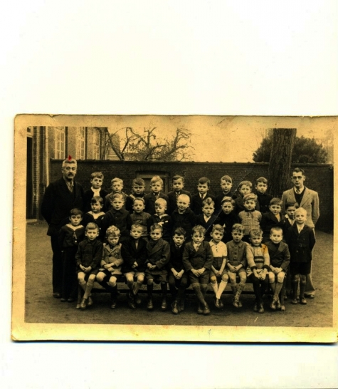 Schoolfoto eerste leerjaar, 1944