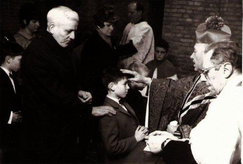 Vormselplechtigheid Marc Cappelle, kerk Beveren, 1970