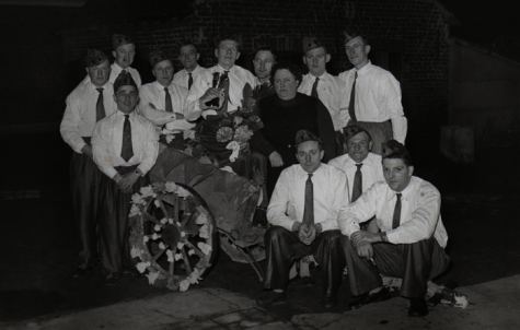 Kaartersclub, Gits, 1957