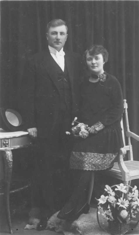 Huwelijksfoto X. Degroote en Ludwina Vierstraete