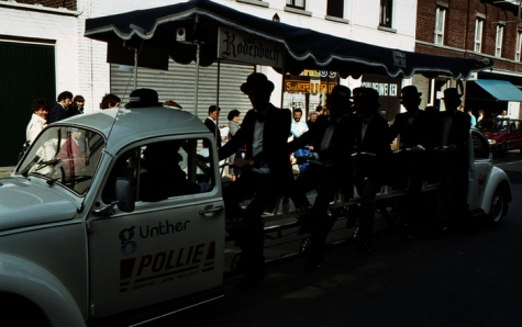 Tap en Torrestoet Dadizele: reclamewagen Pollie, 15 mei 1983
