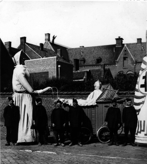 Reus Batavia met Zonnekind, ca. 1938