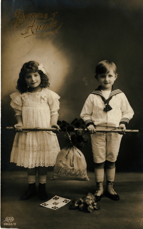 Beeldzijde nieuwjaarskaart, kinderen met zak geld, 1916