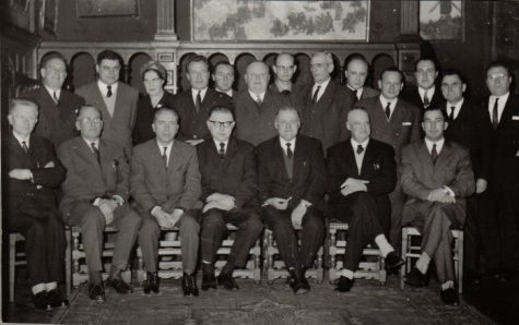 Nieuw stadsbestuur, na de fusie Izegem-Emelgem, 1 januari 1965
