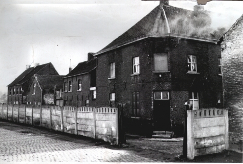 Baertshof wordt gesaneerd, Izegem, 1965
