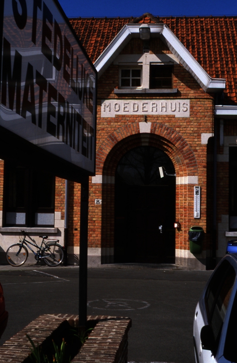 Ingang Moederhuis, 1997