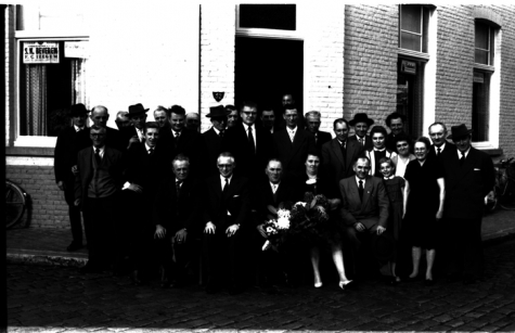 Kampioenviering café "'t Nieuw stadium", Izegem, 1959