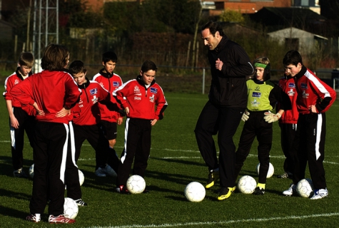 Yves Vanderhaeghe traint miniemen, 2007