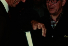 Koning Boudewijn brengt bedrijfsbezoek aan carosserie Desot, Gits, 1990 Koning Boudewijn brengt bedrijfsbezoek aan carosserie Desot, Gits, 1990