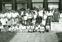 Leerlingen 6de leerjaar ontvangen diploma, Lichtervelde, juni 1986