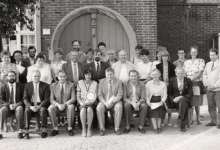 Uitreiking van getuigschrift "Aanstelling tot gemachtigde opzichter" door het gemeentebestuur, Lichtervelde, najaar 1989 Uitreiking van getuigschrift "Aanstelling tot gemachtigde opzichter" door het gemeentebestuur, Lichtervelde, najaar 1989