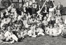 Paashaas bezocht Basisschool "De Valke", Lichtervelde , 6 april 1990 Paashaas bezocht Basisschool "De Valke", Lichtervelde , 6 april 1990