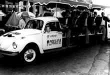 Wagen Snorrenclub Roeselare tijdens batjes, 1982