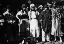 Verkleede krameniers, batjes Roeselare, 1932