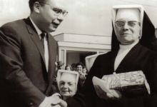 Zuster Marie-Bernardine gaat op pensioen, Izegem, 1965