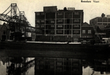 Mengvoederfabriek Avix of Maselis, jaren 1930 Mengvoederfabriek Avix of Maselis, jaren 1930