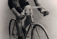 portret Odiel Defraeye op fiets