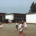 De kinderen op de speelplaats, Lichtervelde, voorjaar 1989