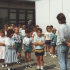 De kinderen op de speelplaats, Lichtervelde, voorjaar 1989