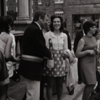 Amerikanen worden ontvangen op gemeentehuis, Moorslede juni 1973