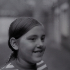 Kinderen op boerderij van M. Geldof, Staden juli 1972