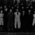 Personeel melkerij W. Hennion en N. Van Speybroeck, Moorslede, 1942