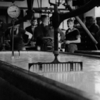 Melkbakken, melkerij W. Hennion en N. Van Speybroeck, Moorslede, 1942