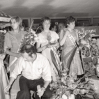 Verkiezing oogstprinses, Staden augustus 1976
