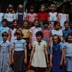 3de leerjaar met Zuster Agnes, Gits, 1976(?)