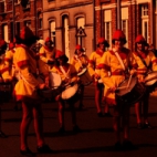Muziekkorps van Gits neemt deel aan Kattenstoet, 1972