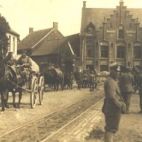 Militair transport, markt, Dadizele